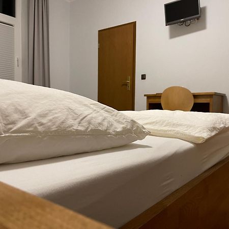 Gaststaette Zur Eiche Hotel Hanover Exterior photo